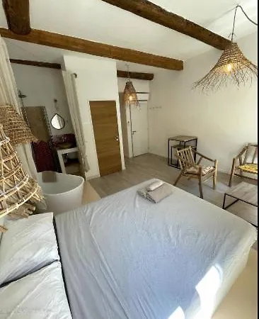 Lafrenchcasa Canebiere Marsella